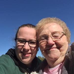 Meet your Posher, Hannah